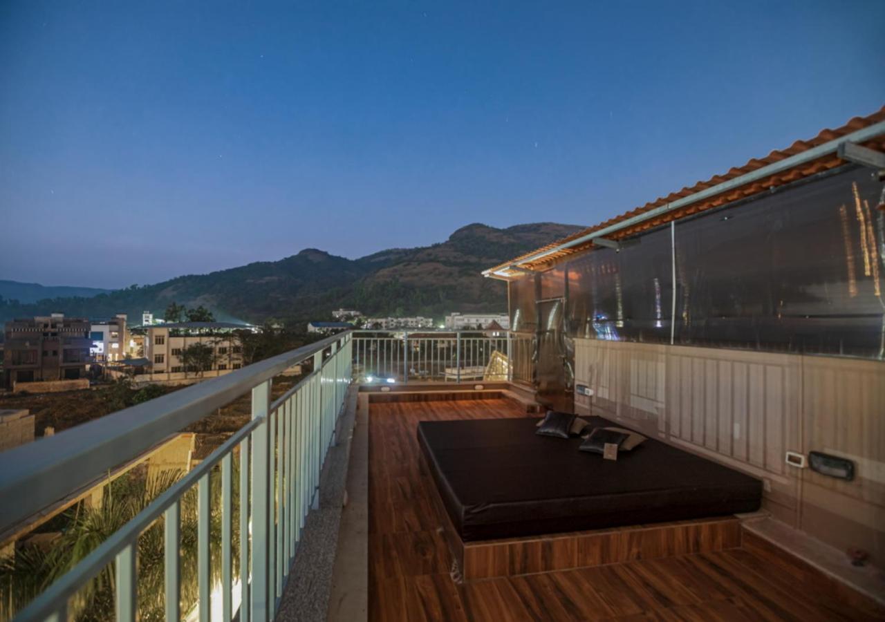 Saffronstays Urja: Luxe Lonavala Villa with Dual Pools & Private Spa Exterior photo